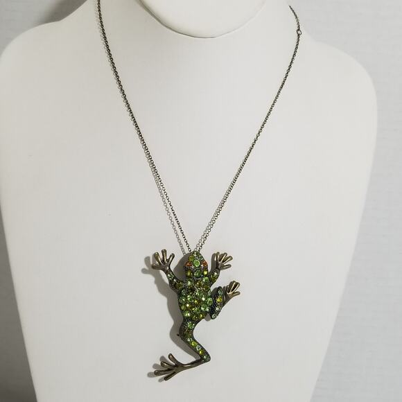 Frog pendant/brooch 2 3/4 x 2" Chain 18"  1.1506 - Picture 1 of 10